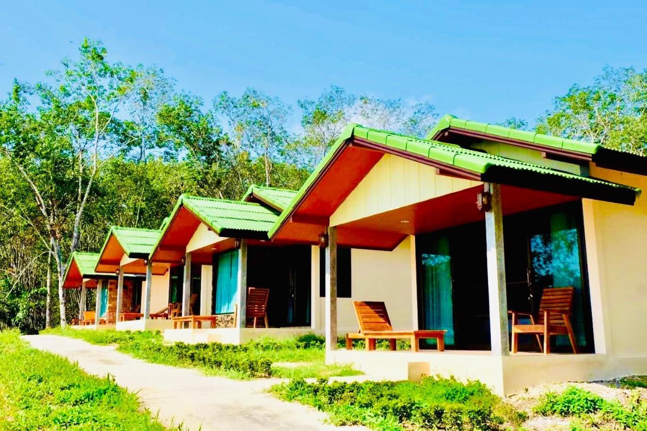 Rinna Resort Koh Mook Eksteriør billede